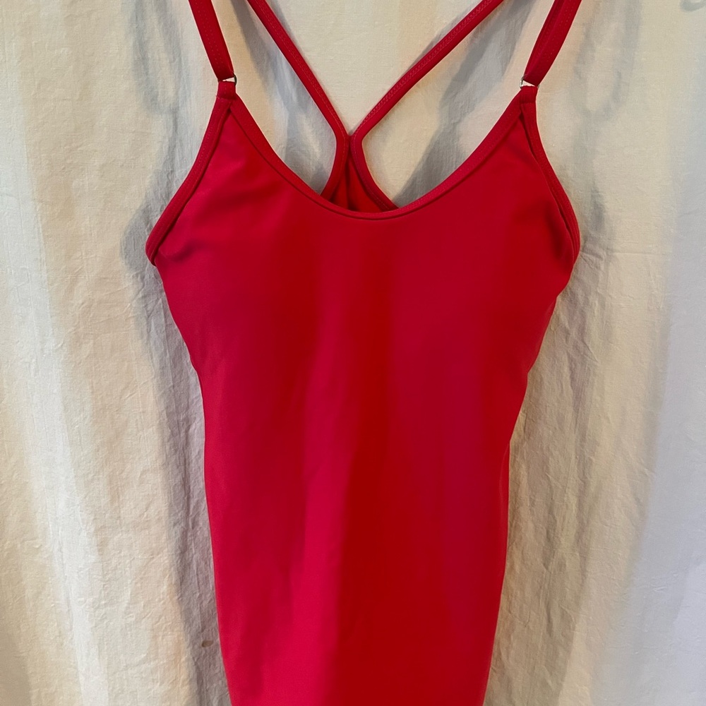 Liquido Vibrant Red Activewear
